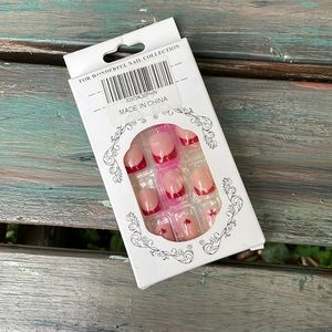 ♥️💕 Press-On Nails